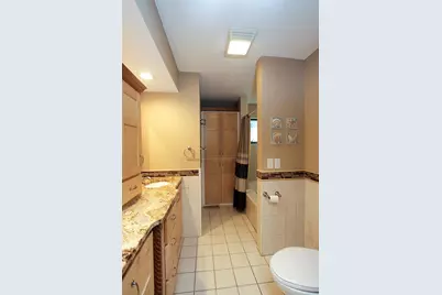 660 Lakewood Drive SW, Hutchinson, MN 55350 - Photo 19