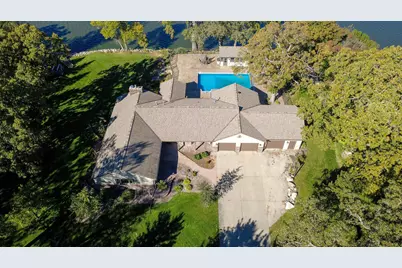 660 Lakewood Drive SW, Hutchinson, MN 55350 - Photo 31