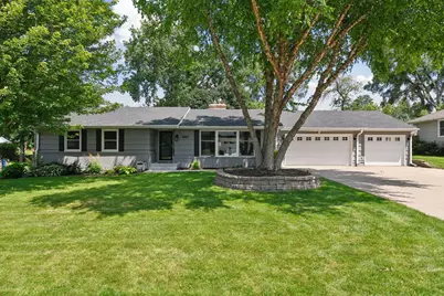 5921 Grimes Avenue S, Edina, MN 55424 - Photo 1