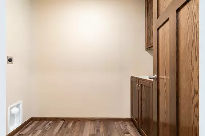 605 W Colfax Street, Parkers Prairie, MN 56361 - Photo 23