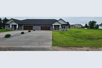 607 W Colfax Street, Parkers Prairie, MN 56361 - Photo 3