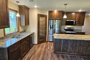 607 W Colfax St, Parkers Prairie, MN 56361 - Photo 17