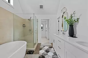 9612 Iron Horse Rd, Woodbury, MN 55129 - Photo 39