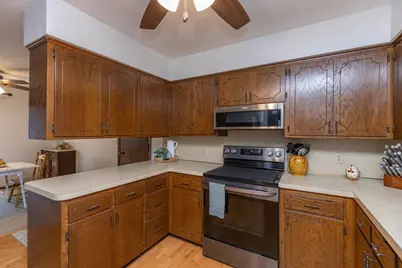 301 Nottingham Court, North Mankato, MN 56003 - Photo 11