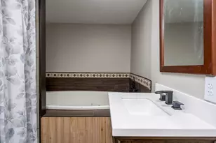 301 Nottingham Ct, North Mankato, MN 56003 - Photo 35