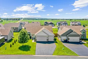 932 Ashford Rd, Belle Plaine, MN 56011 - Photo 1