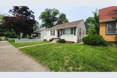 129 E Frost Street, South Saint Paul, MN 55075 - Photo 1