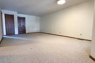 324 7th St, Windom, MN 56101 - Photo 7