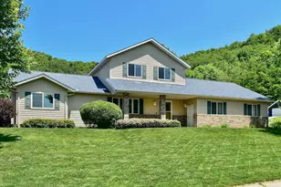 8580 Crocus Ln, Winona, MN 55987 - Photo 1