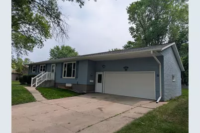 507 S 1st Street, Marshall, MN 56258 - Photo 1