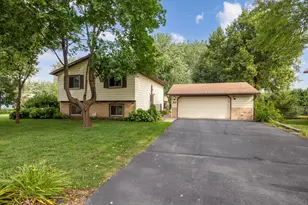 37 Ben Nevis Ln, Waite Park, MN 56387 - Photo 23