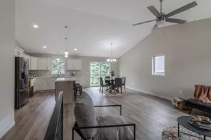 2216 Lake Ave, New Ulm, MN 56073 - Photo 9