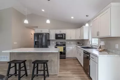 2216 Lake Avenue, New Ulm, MN 56073 - Photo 13