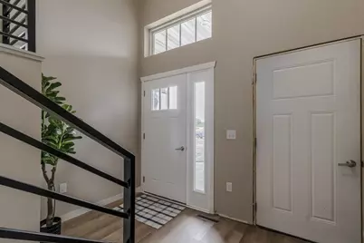 2216 Lake Avenue, New Ulm, MN 56073 - Photo 3