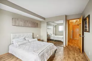 78 10th St E, Saint Paul, MN 55101 - Photo 21