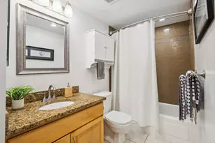 78 10th St E, Saint Paul, MN 55101 - Photo 21