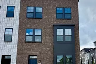 2260 Village Wy, Saint Paul, MN 55116 - Photo 1