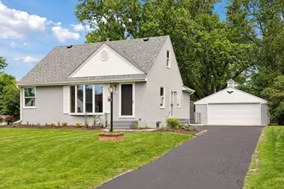 941 Lovell Avenue W, Roseville, MN 55113 - Photo 1