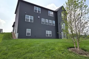 10732 Bent Pne Ln, Woodbury, MN 55129 - Photo 3