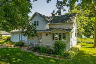 208 Lincoln St SW, Mapleton, MN 56065 - Photo 1