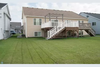 1381 Westport Beach Way, West Fargo, ND 58078 - Photo 7
