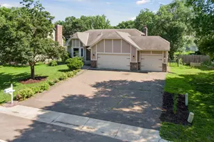 10989 N Eagle Lake Blvd, Maple Grove, MN 55369 - Photo 1