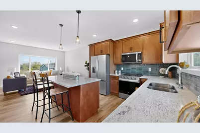 239 Stonelake Drive SE, Rochester, MN 55904 - Photo 5