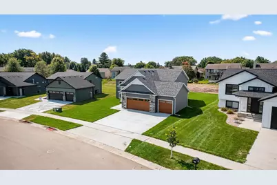 239 Stonelake Drive SE, Rochester, MN 55904 - Photo 37