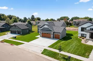 239 Stonelake Dr SE, Rochester, MN 55904 - Photo 37