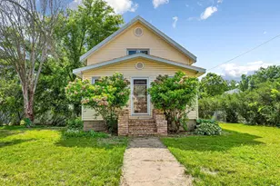 506 Fowler St, Faribault, MN 55021 - Photo 1