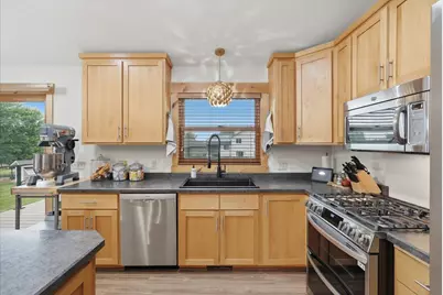 1647 Valley Quail Drive, River Falls, WI 54022 - Photo 13
