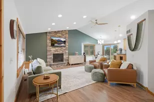 1647 Valley Quail Dr, River Falls, WI 54022 - Photo 3