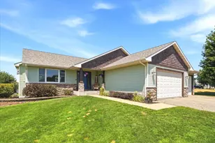 1647 Valley Quail Dr, River Falls, WI 54022 - Photo 1