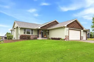 1647 Valley Quail Dr, River Falls, WI 54022 - Photo 35