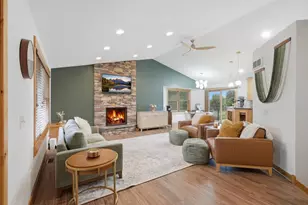1647 Valley Quail Dr, River Falls, WI 54022 - Photo 5