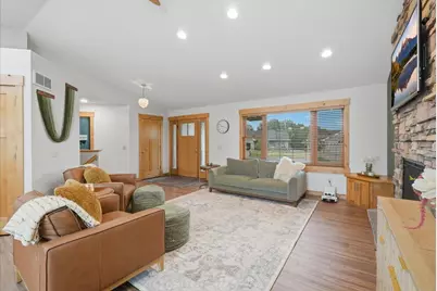 1647 Valley Quail Drive, River Falls, WI 54022 - Photo 11