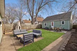 1693 Charles Ave, Saint Paul, MN 55104 - Photo 39