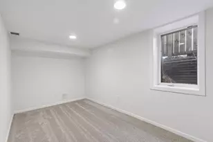 1693 Charles Ave, Saint Paul, MN 55104 - Photo 33