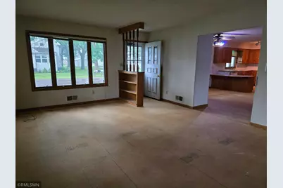 305 W 3rd Street, Winthrop, MN 55396 - Photo 15