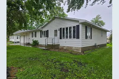 305 W 3rd Street, Winthrop, MN 55396 - Photo 3