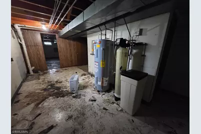 305 W 3rd Street, Winthrop, MN 55396 - Photo 27