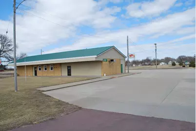 319 Dugan Street S, Welcome, MN 56181 - Photo 5