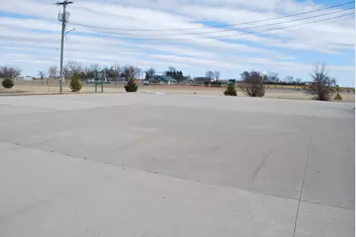 319 Dugan Street S, Welcome, MN 56181 - Photo 9