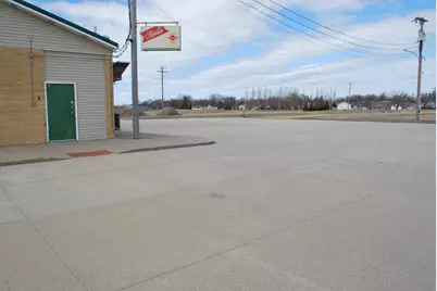 319 Dugan Street S, Welcome, MN 56181 - Photo 7