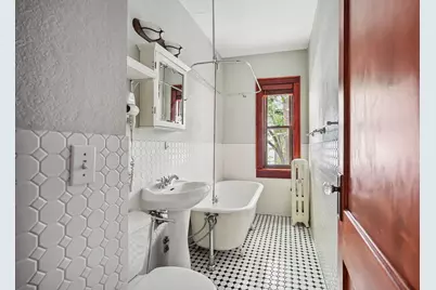 1812 Clinton Avenue #203, Minneapolis, MN 55404 - Photo 9