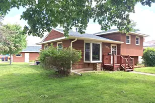 2325 16th Ave E, North Saint Paul, MN 55109 - Photo 1