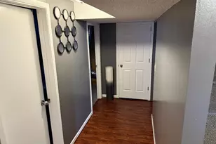 8208 Halifax Ct N, Brooklyn Park, MN 55443 - Photo 15