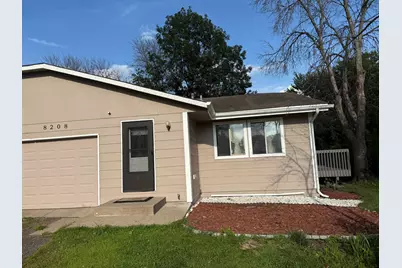 8208 Halifax Court N, Brooklyn Park, MN 55443 - Photo 3