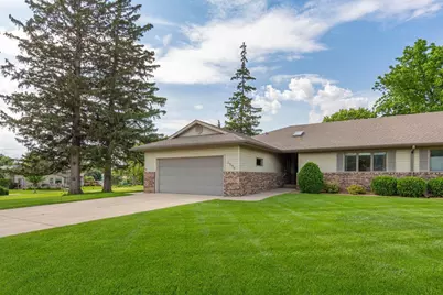 1530 E Rose Street, Owatonna, MN 55060 - Photo 1