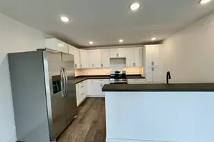 605 McKinley St SE, Warroad, MN 56763 - Photo 3